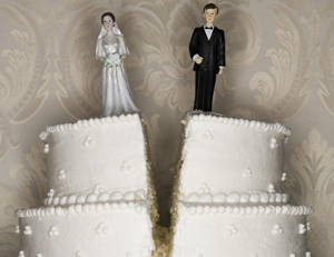 divorce cake split